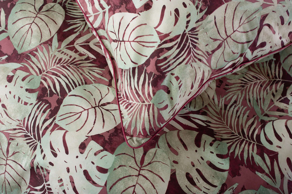 Tropical Garden Red Duvet Set