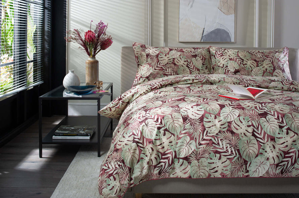 Tropical Garden Red Duvet Set