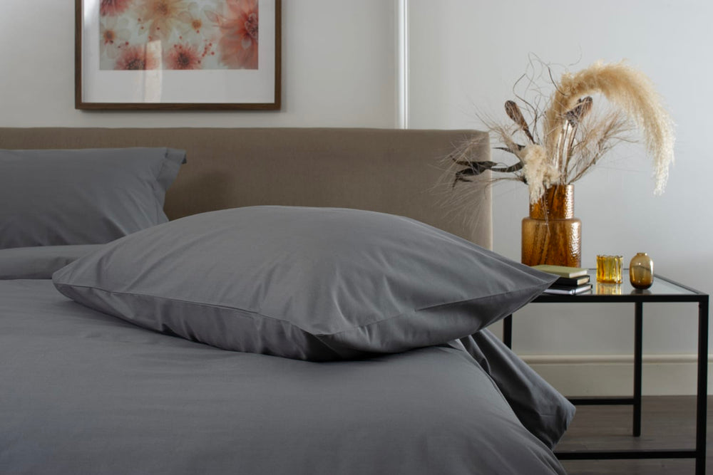 200TC Standard Pillowcase Charcoal - Detail