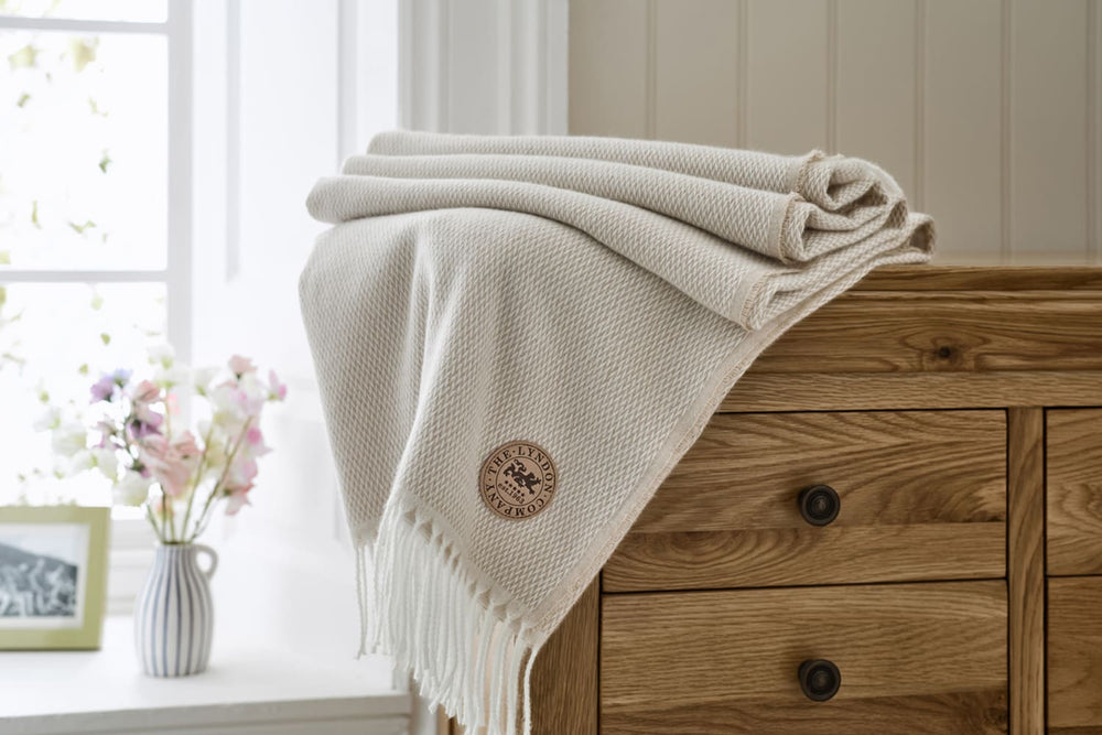 Arcadia Throw Doeskin